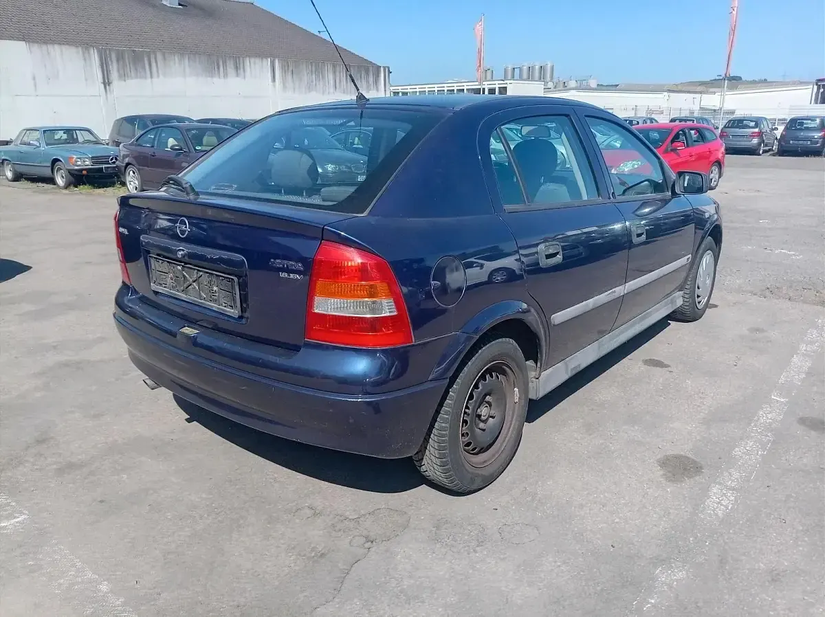 Gebraucht Opel Astra 100 PS (73 kW) 2001 Blau Kleinwagen