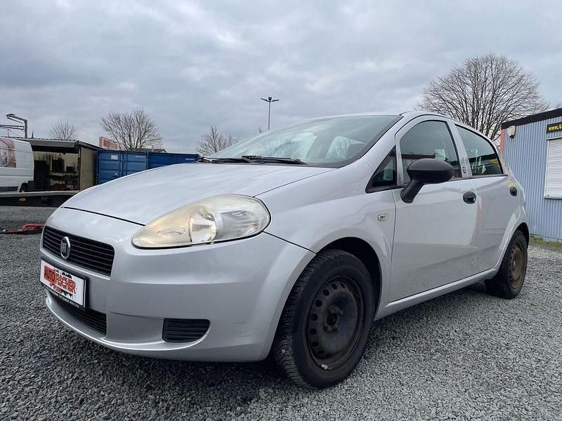 Gebraucht Fiat Punto 69 PS (50 kW) 2011 Silber Kleinwagen