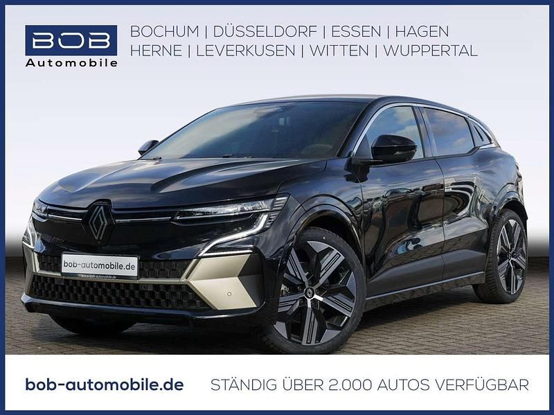 Black pearlschwarz Gebraucht 2025 Renault Mégane Iconic Limousine | 39.777 € (Teuer) - Bild 1/3