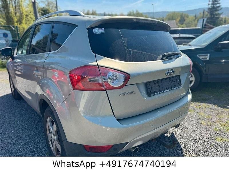 Usado Ford Kuga Titanium 136 HP (100 kW) 2010 Castanho SUV