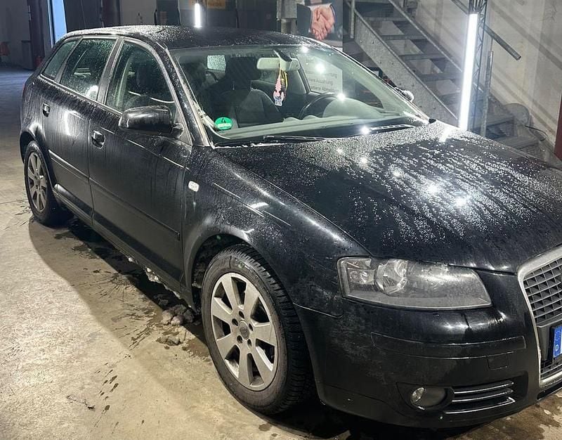 Schwarz Gebraucht 2007 Audi A3 Ambiente Limousine | 1.550 € (Superpreis) - Bild 1/4