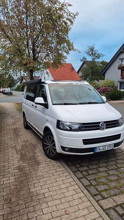 Weiß Gebraucht 2013 VW T5 California Van | 28.500 € - Bild 1/4