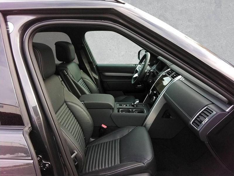 Neu Land Rover Discovery 5 SE Dynamic 249 PS (183 kW) 2026 Grau SUV