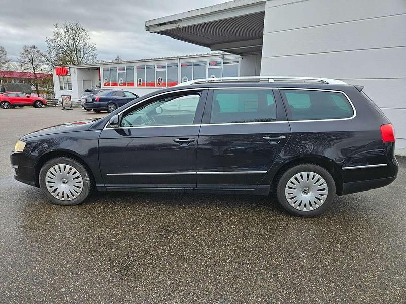 Gebraucht VW Passat Comfortline 160 PS (117 kW) 2008 Deep black perleffekt Kombi