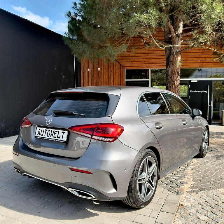 Gebraucht Mercedes A220 AMG line 190 PS (139 kW) 2022 Grau Limousine
