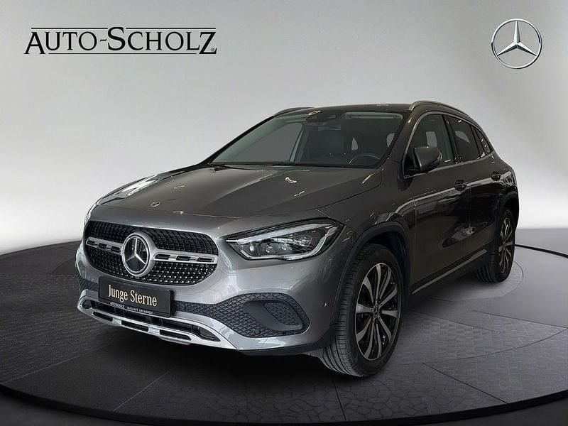 Second-hand Mercedes GLA250 Progressive 218 CP (160 kW) 2022 Gri SUV