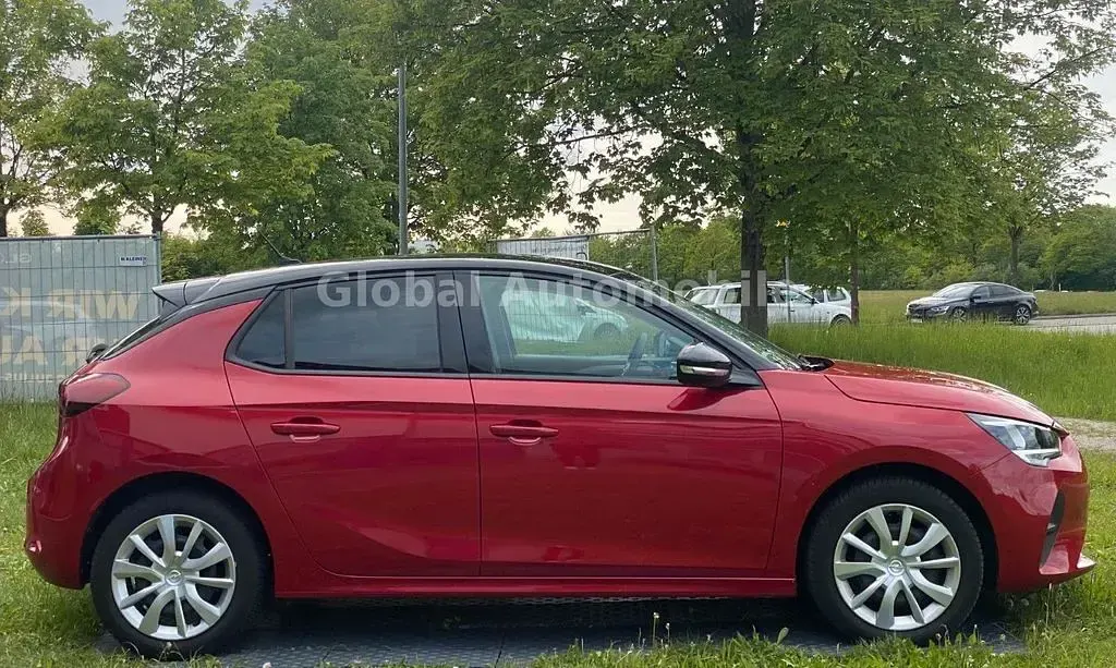 Gebraucht Opel Corsa Edition 101 PS (74 kW) 2023 Chili rot/kardio rot Kleinwagen