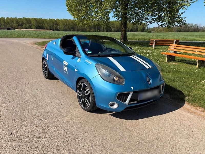 Second-hand Renault Wind 101 CP (74 kW) 2010 Albastru Cabrio