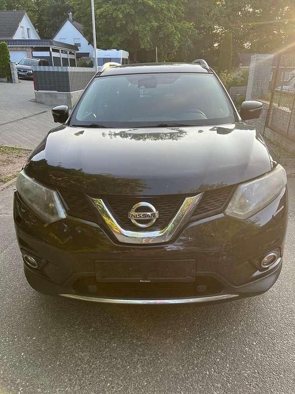 Schwarz Gebraucht 2017 Nissan X-Trail Acenta SUV | 8.000 € (Guter Preis) - Bild 1/4