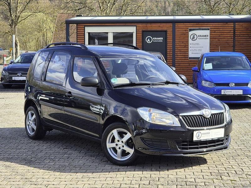 Gebraucht Skoda Roomster Active 86 PS (63 kW) 2015 Schwarz Van / Kleinbus