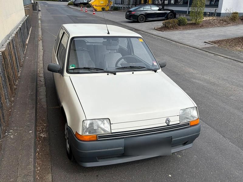 Gebraucht Renault R5 58 PS (42 kW) 1987 Weiß Kleinwagen
