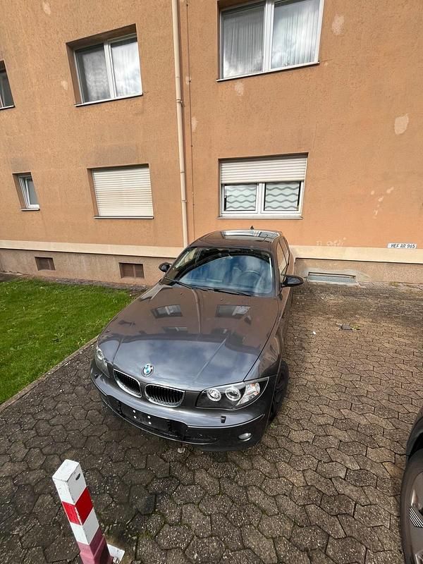 Andere farben Gebraucht 2005 BMW 116 M Sport Kleinwagen | 2.300 € (Superpreis) - Bild 1/4