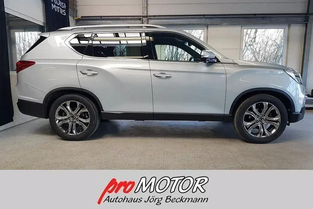 Gebraucht SsangYong Rexton Sapphire 181 PS (133 kW) 2019 Silber SUV