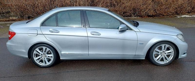 Gebraucht Mercedes C250 204 PS (150 kW) 2011 Silber Limousine