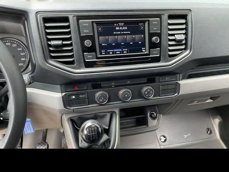 Gebraucht VW Crafter 102 PS (75 kW) 2023 Weiß Van