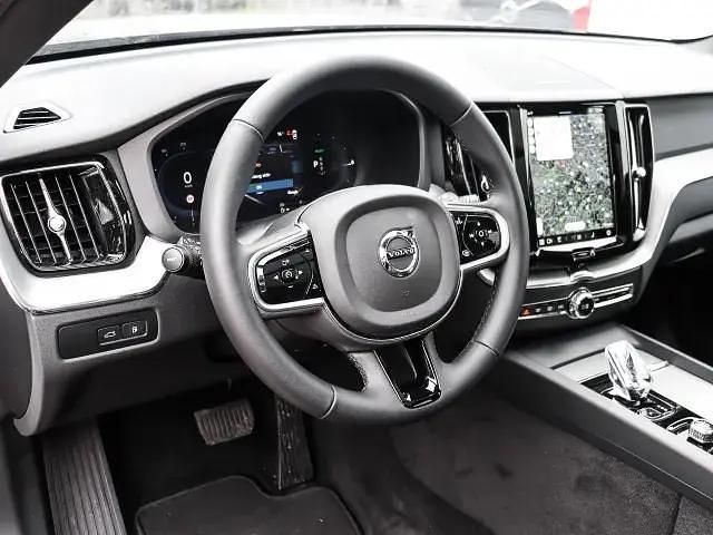 Gebraucht Volvo XC60 Plus 398 PS (292 kW) 2023 Onyx black metallic SUV