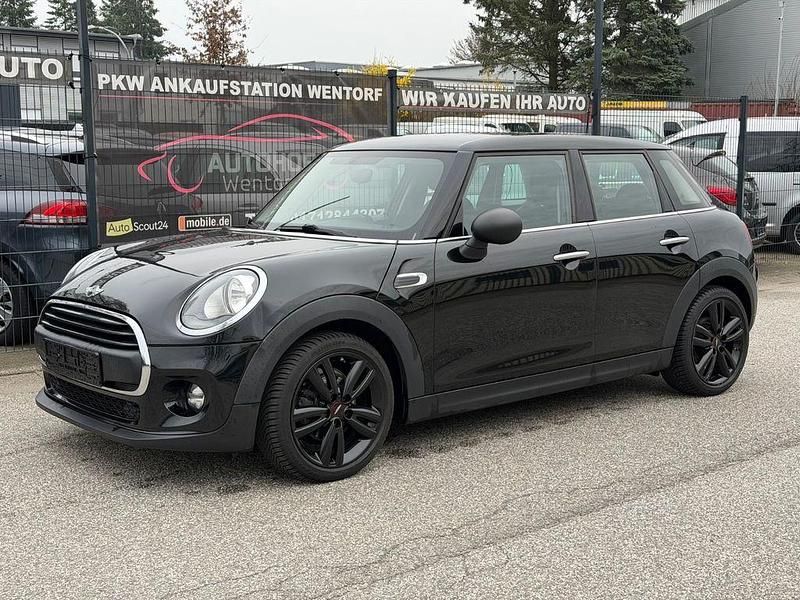 Usado Mini ONE 102 HP (75 kW) 2015 Preto Citadino