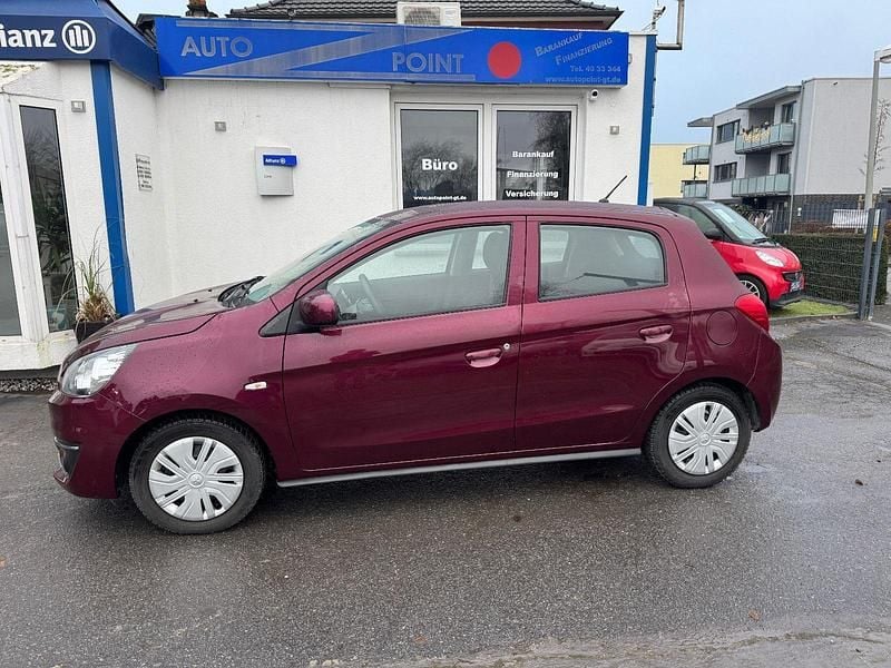 Rot Gebraucht 2018 Mitsubishi Space Star Edition Kleinwagen | 7.450 € (Fairer Preis) - Bild 1/4