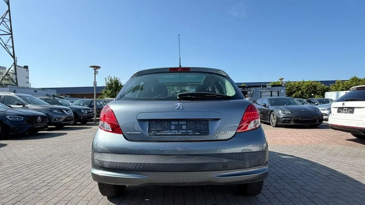 Gebraucht Peugeot 207 Urban Move 95 PS (69 kW) 2010 Grau Kombi