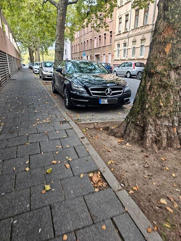 Schwarz Gebraucht 2012 Mercedes CLS350 Coupé | 18.000 € (Fairer Preis) - Bild 1/4
