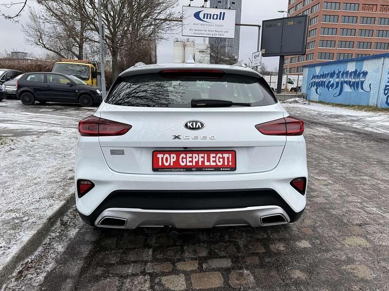 Gebraucht Kia XCeed Vision 105 PS (77 kW) 2021 Casa white SUV