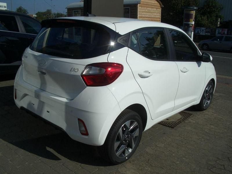Neu Hyundai i10 Trend 79 PS (58 kW) 2025 Weiss Kleinwagen