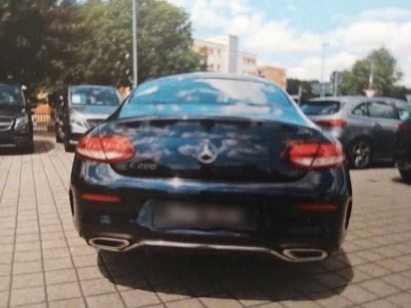 Gebraucht Mercedes C200 184 PS (135 kW) 2023 Blau Coupé