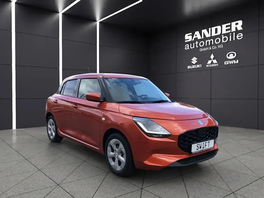 Neu Suzuki Swift Comfort 83 PS (61 kW) 2026 Orange Kleinwagen