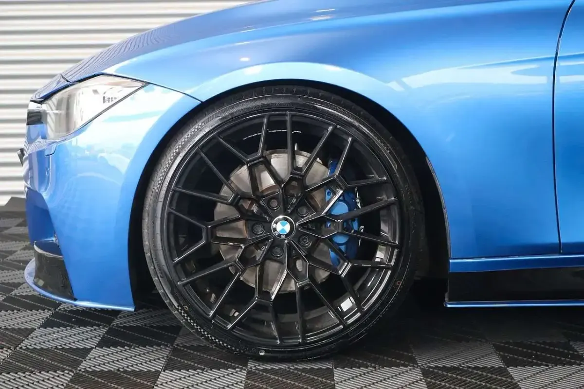 Gebraucht BMW 335 M Sport 306 PS (225 kW) 2015 Blau Limousine