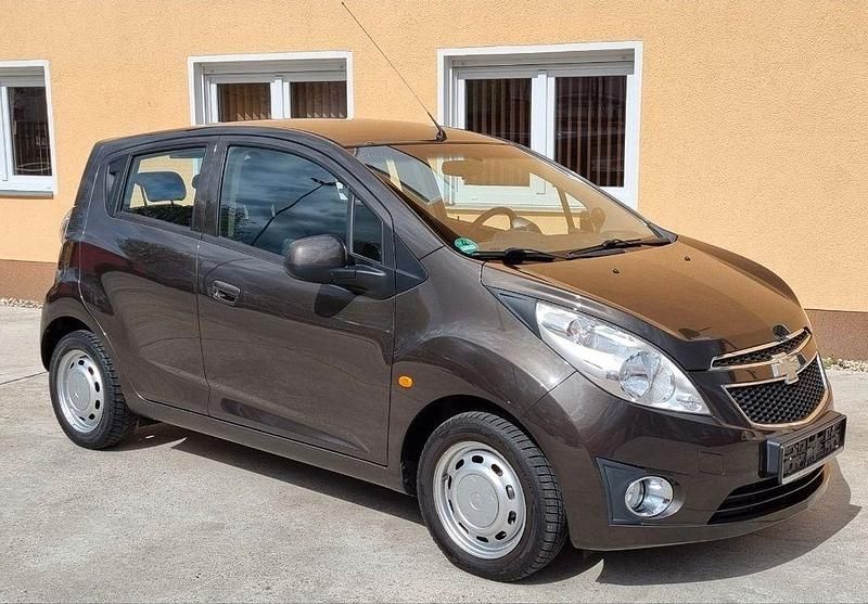 Grau Gebraucht 2011 Chevrolet Spark LS Kleinwagen | 1.850 € (Guter Preis) - Bild 1/4