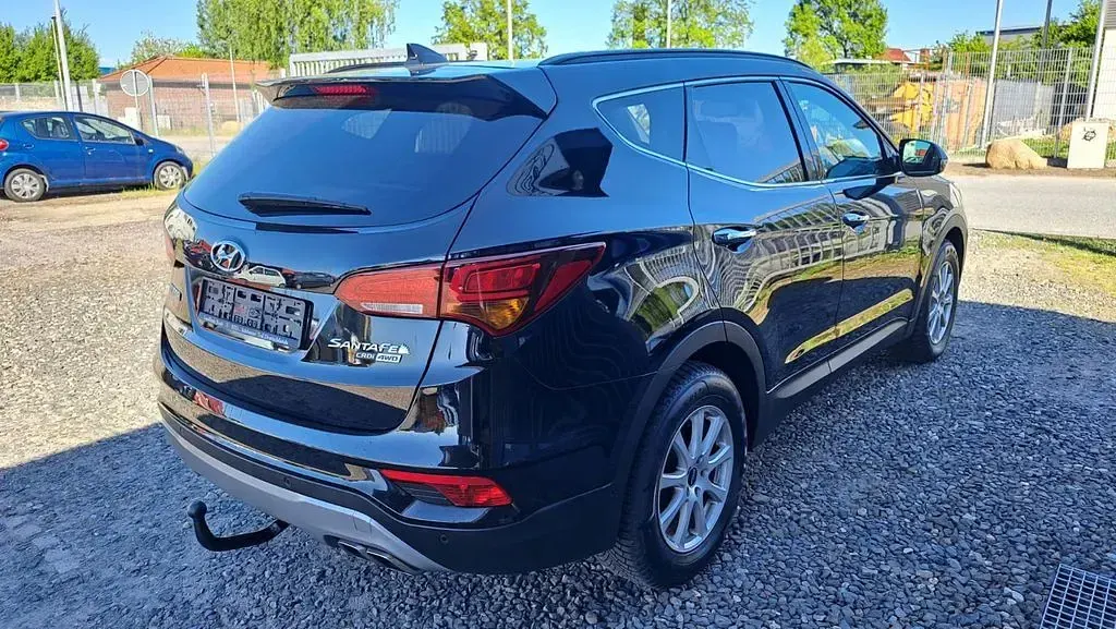 Gebraucht Hyundai Santa Fe Premium 197 PS (144 kW) 2016 Schwarz SUV