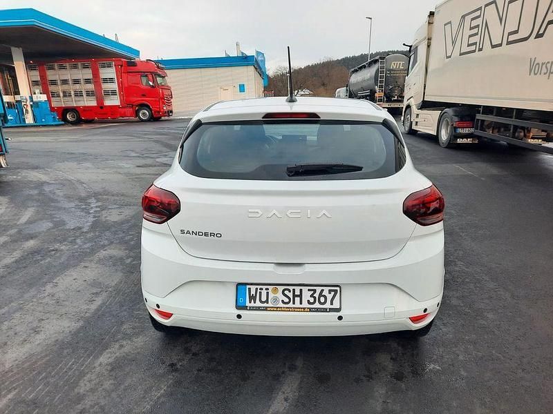Gebraucht Dacia Sandero Expression 101 PS (74 kW) 2024 Weiß Limousine