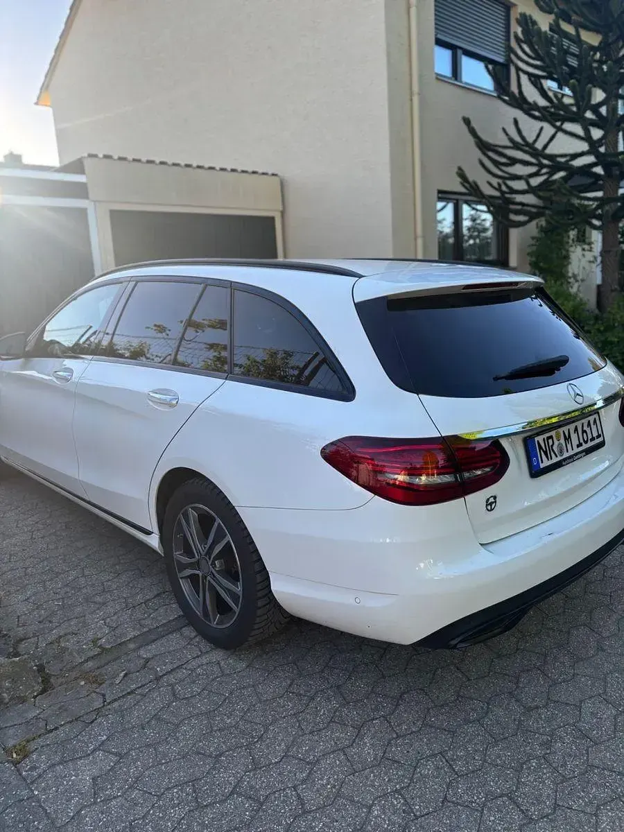Second-hand Mercedes C220 194 CP (142 kW) 2020 Alb Break