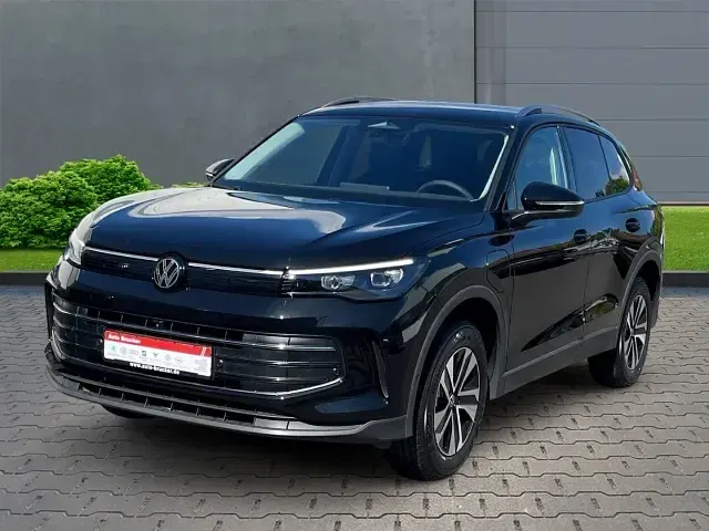Nowe VW Tiguan 204 KM (150 kW) 2026 Czarny SUV