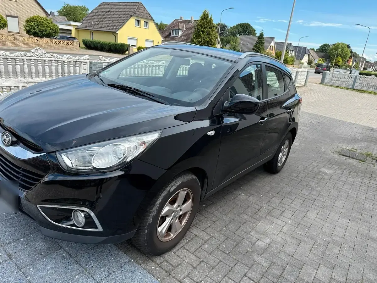 Gebraucht Hyundai Tucson 135 PS (99 kW) 2013 Schwarz SUV