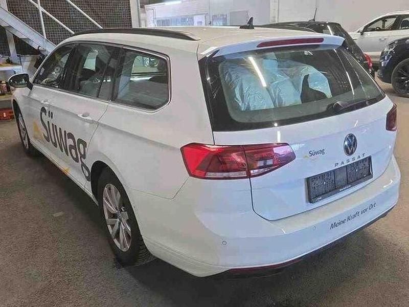 Gebraucht VW Passat 150 PS (110 kW) 2021 Andere Limousine