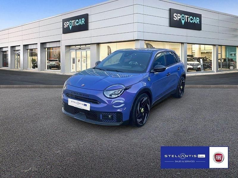 Violett Gebraucht 2025 Abarth 600e Scorpionissima SUV | 43.489 € - Bild 1/4