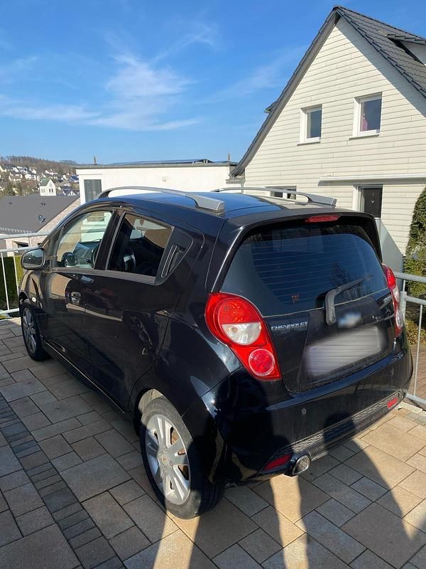 Gebraucht Chevrolet Spark 83 PS (61 kW) 2014 Schwarz Kleinwagen