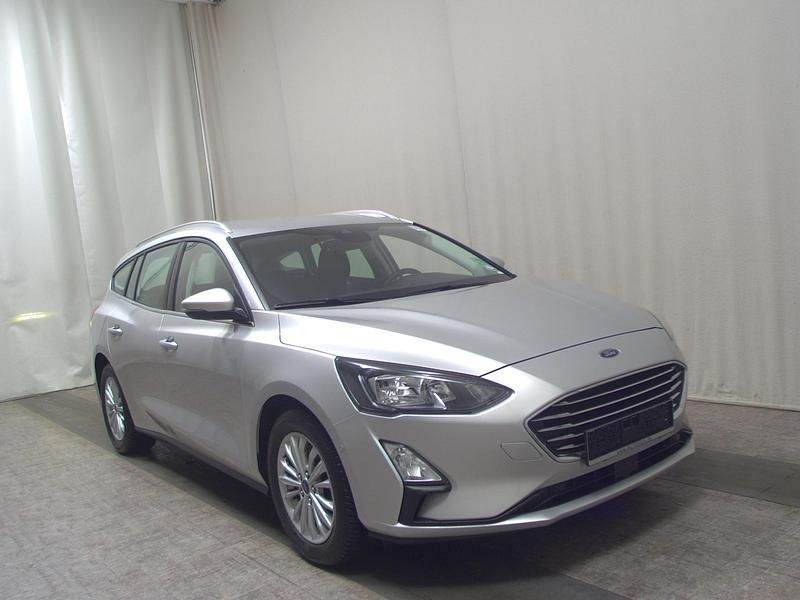 Gebraucht Ford Focus Titanium 125 PS (91 kW) 2021 Polarsilber metallic Limousine