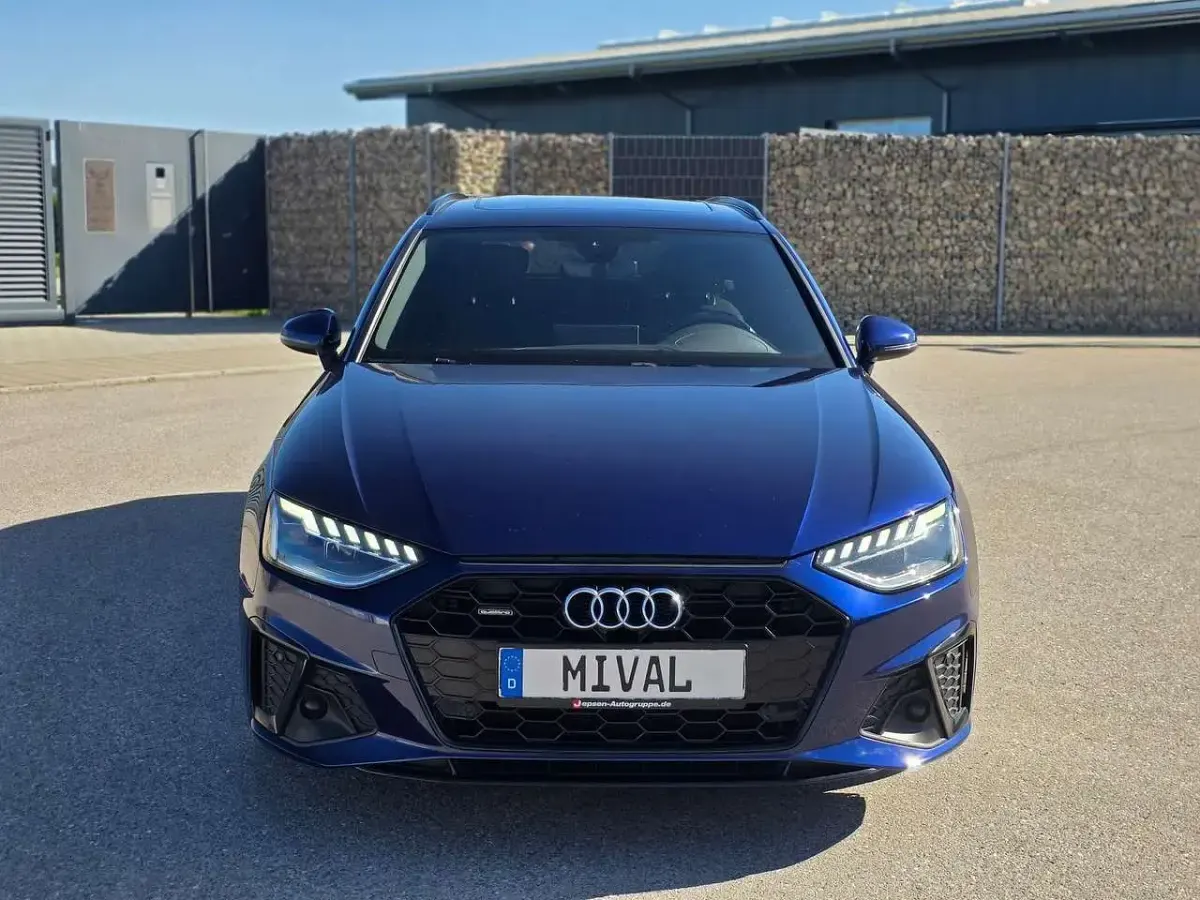 Gebraucht Audi A4 S-Line 286 PS (210 kW) 2021 Navarrablau metallic Kombi