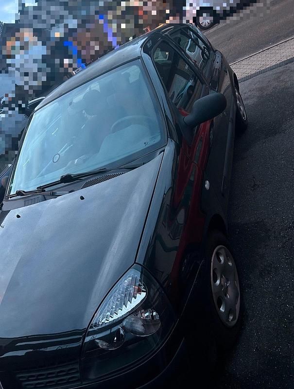 Gebraucht Renault Clio II Extreme 72 PS (52 kW) 2003 Schwarz Kleinwagen