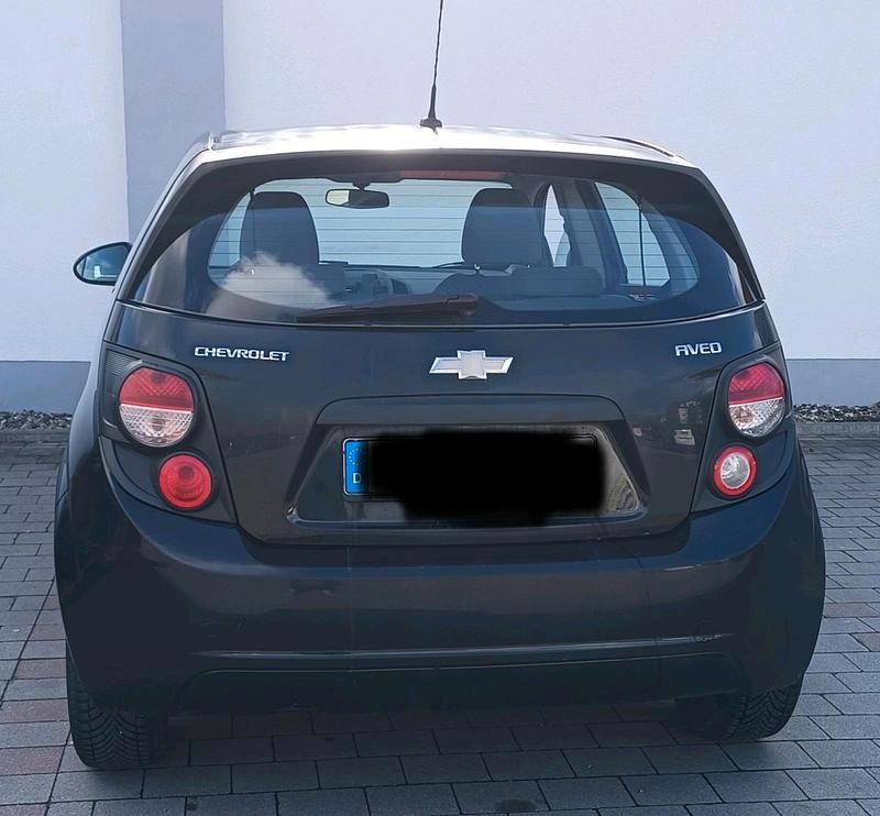 Gebraucht Chevrolet Aveo 69 PS (50 kW) 2013 Schwarz Kleinwagen