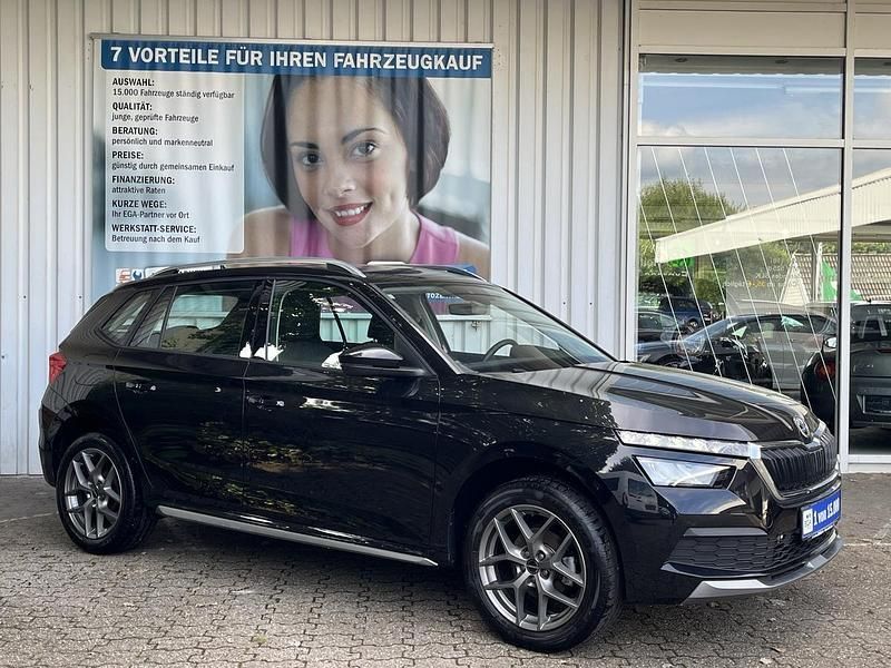 Schwarz metallic Gebraucht 2020 Skoda Kamiq Style SUV | 19.740 € (Etwas zu teuer) - Bild 1/1