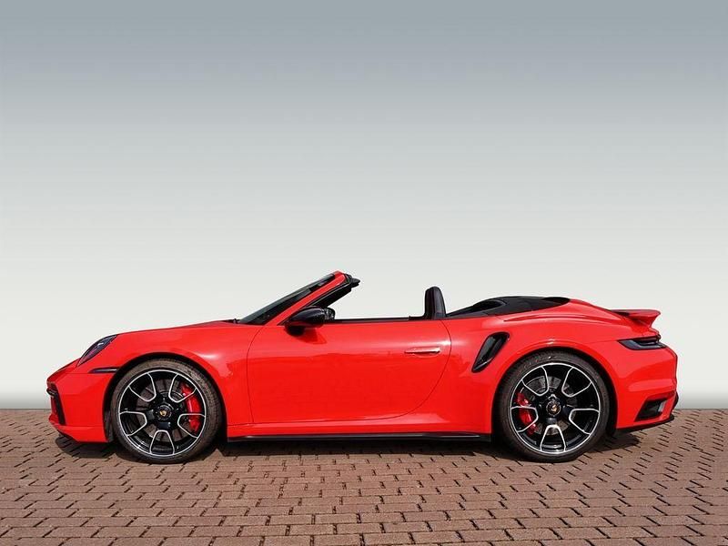 Gebraucht Porsche 992 581 PS (427 kW) 2021 Orange Cabrio