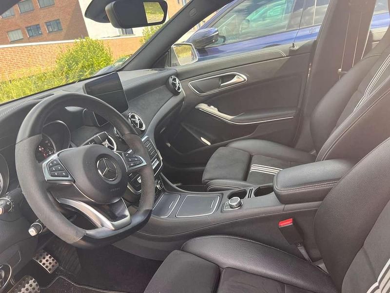 Gebraucht Mercedes CLA200 AMG line 136 PS (100 kW) 2018 Grau Coupé