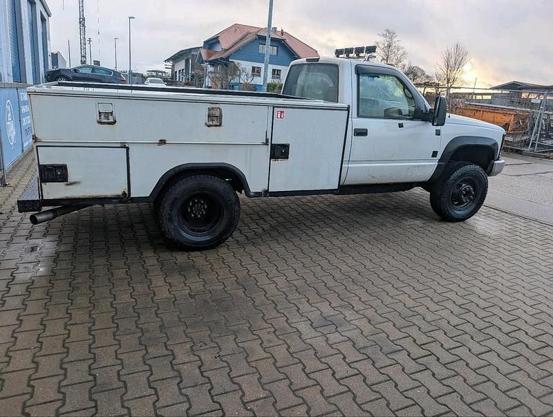 Gebraucht Chevrolet Silverado 250 PS (183 kW) 1995 Weiß SUV