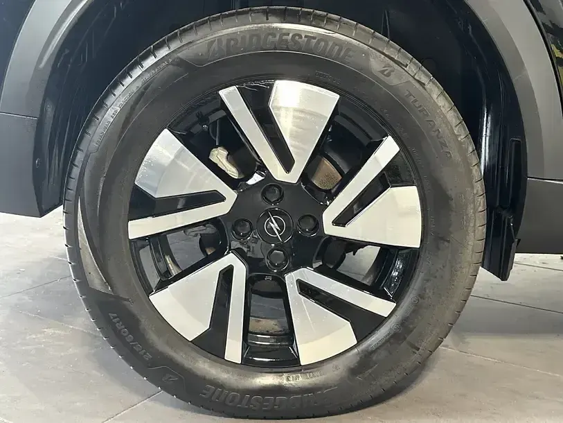 Gebraucht Opel Frontera 83 kW (113 PS) 2025 Karbonschwarz SUV