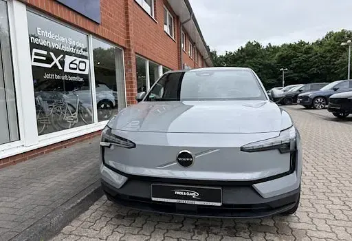 Gebraucht Volvo EX30 Core 200 kW (272 PS) 2025 Vapour grey SUV