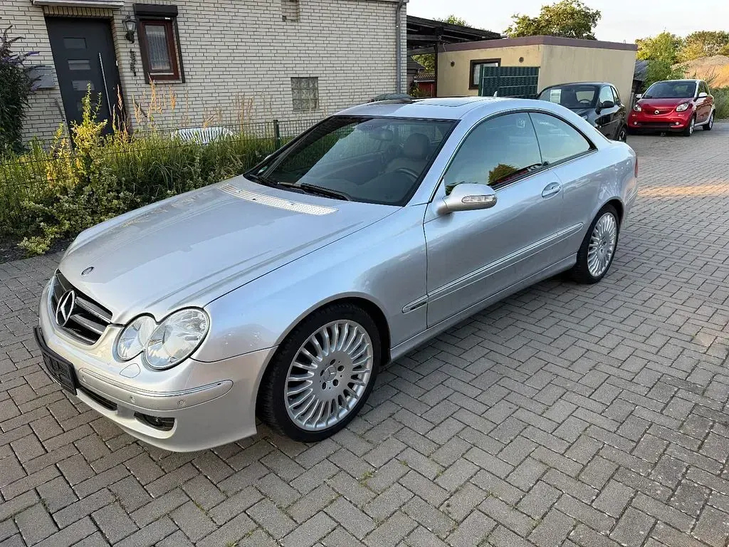 Gebraucht Mercedes CLK280 Avantgarde 231 PS (169 kW) 2008 Silber Coupé