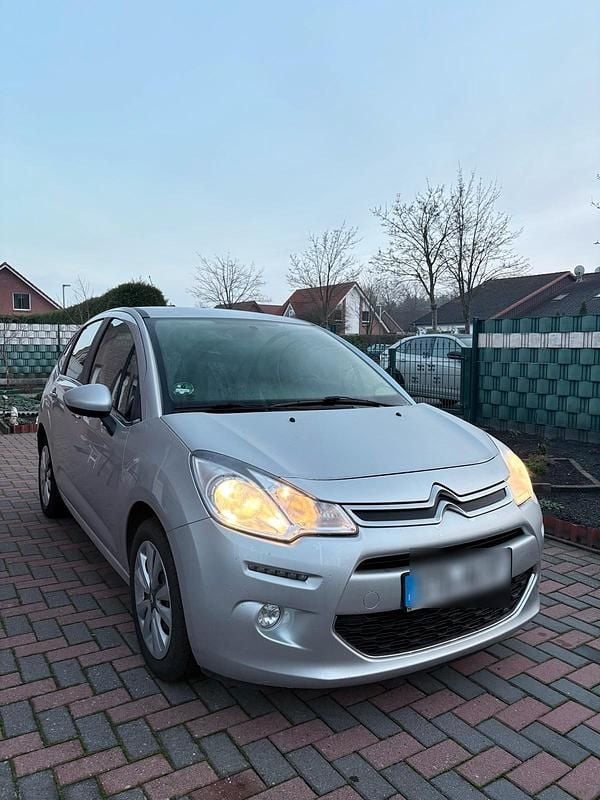 Silber Gebraucht 2015 Citroën C3 Kleinwagen | 5.900 € (Fairer Preis) - Bild 1/4